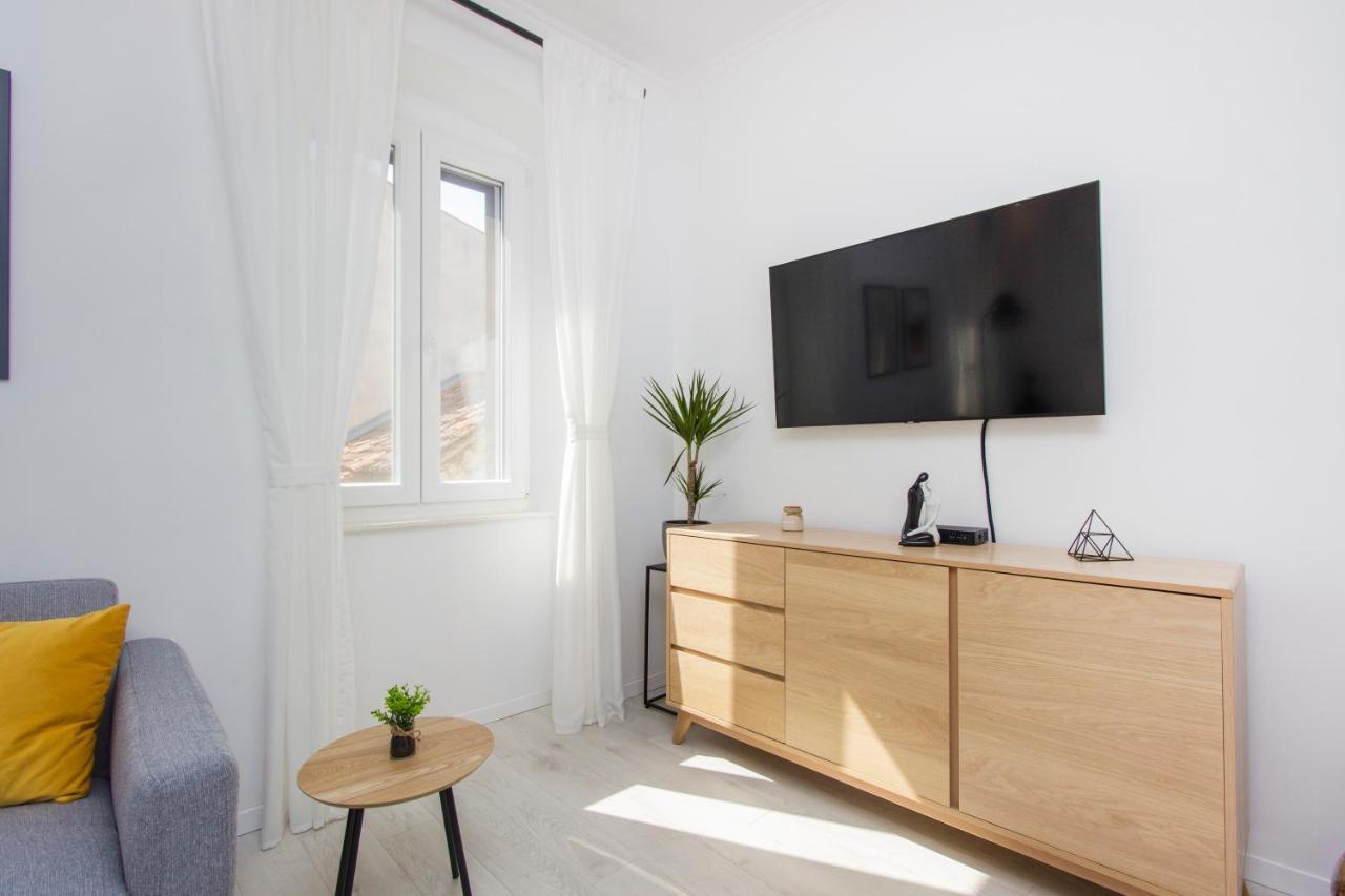 Apartment Ena ,City Center Sibenik Exterior photo